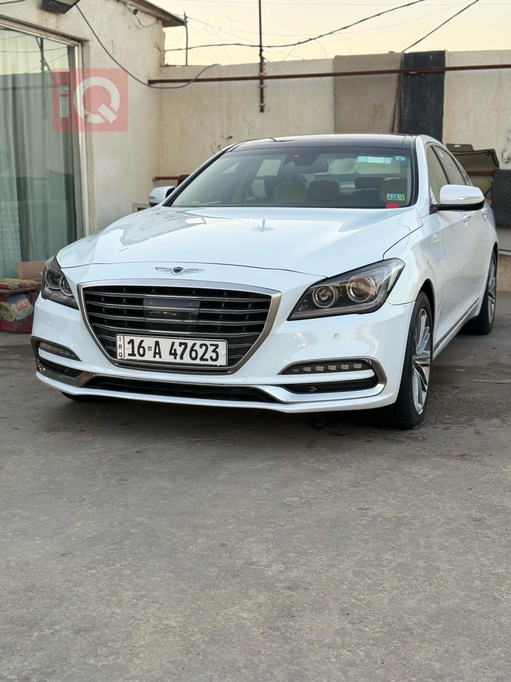 هیوندای جێنسس